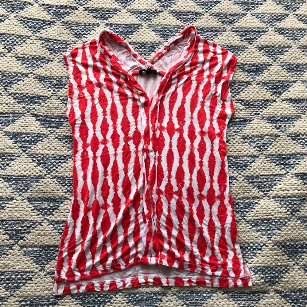 Tart Red & White V Neck Tank Top Blouse Super Soft XS